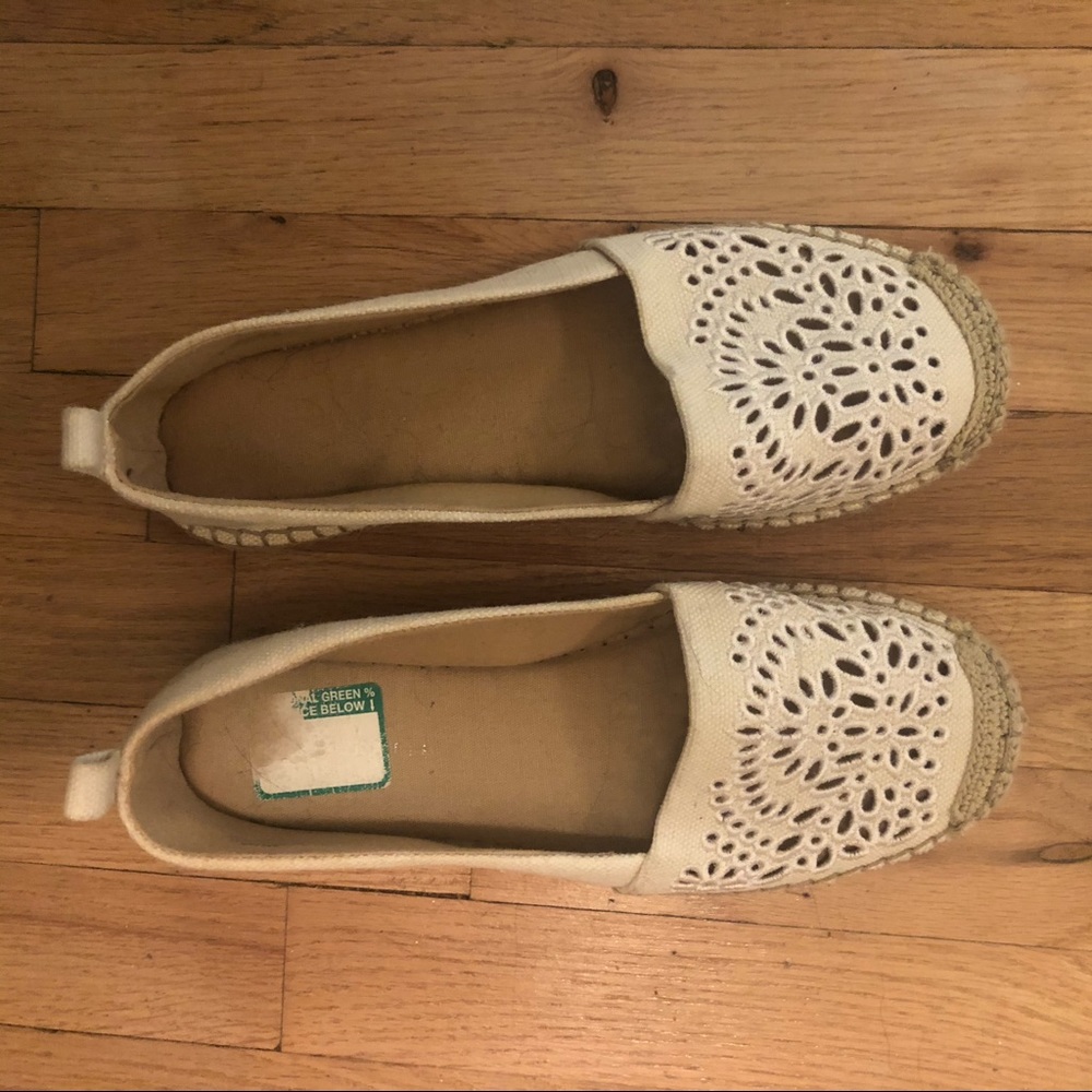 Kelly & Katie Sayeva flats